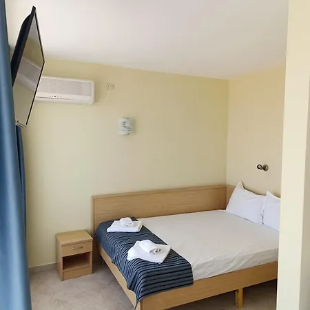 семеен бриз ホテル 3*