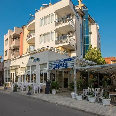 семеен бриз 3*