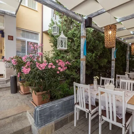 семеен бриз