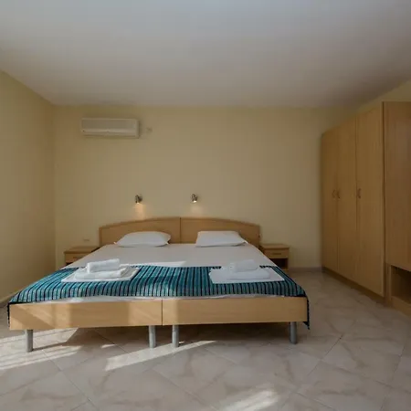 семеен бриз 3*