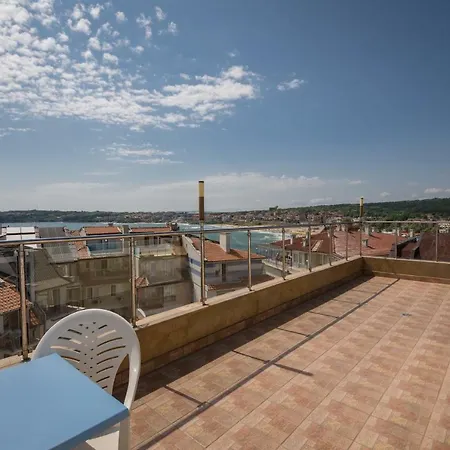 семеен бриз 3* Sozopol