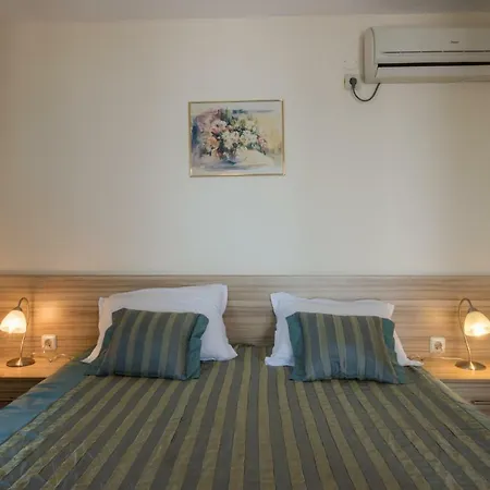 семеен бриз 3* Süzebolu