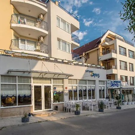 семеен бриз Hotell Sozopol