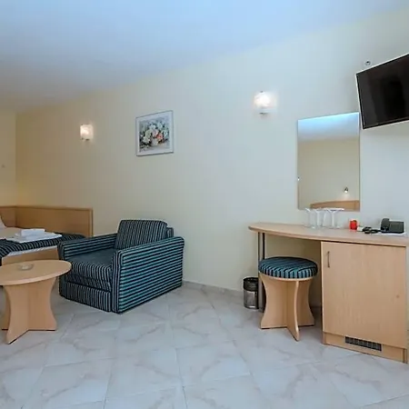 семеен бриз 3* Sozopol