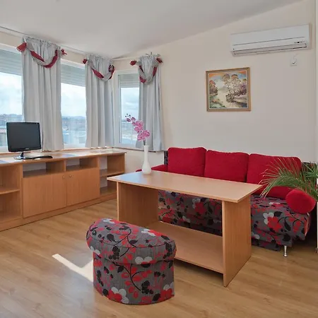 Hotell семеен бриз