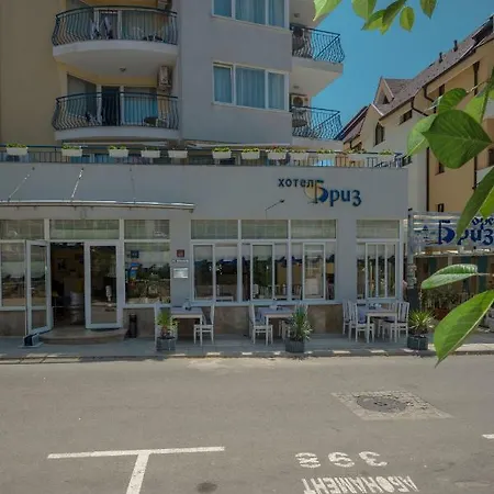 Отель семеен бриз 3*