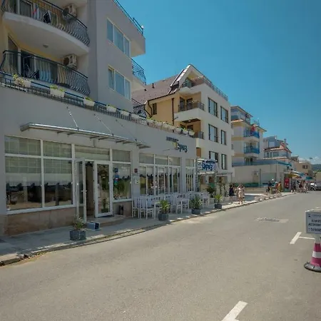 семеен бриз Созополь