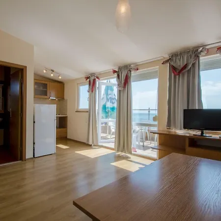 семеен бриз Hotel 3*