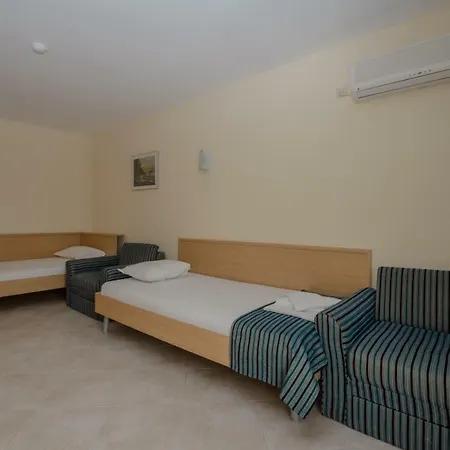 Отель семеен бриз